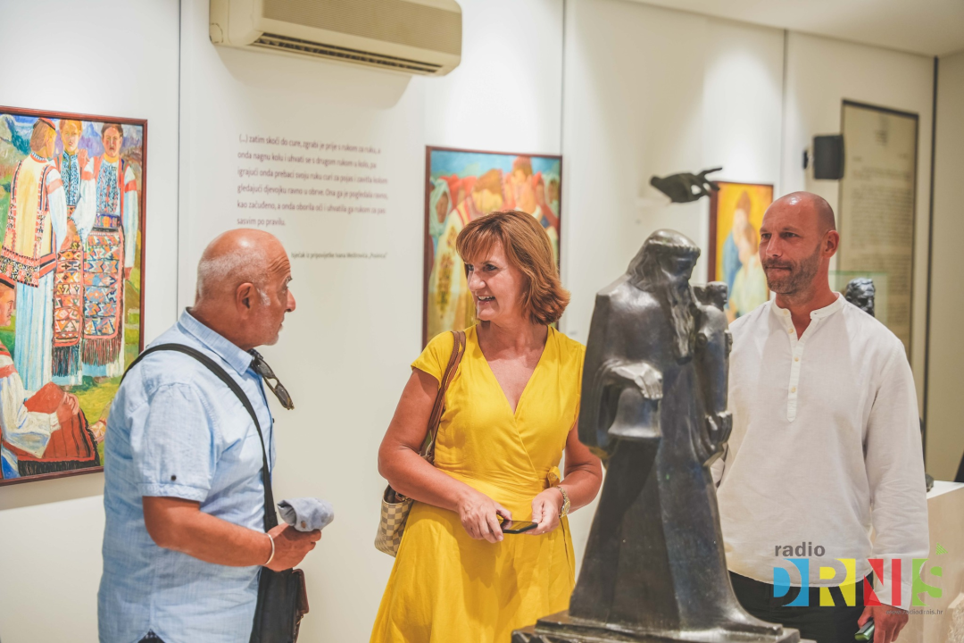 Gradski muzej Drniš dobio novi stalni postav: Izložena neprocjenjiva zbirka Ivana Meštrovića