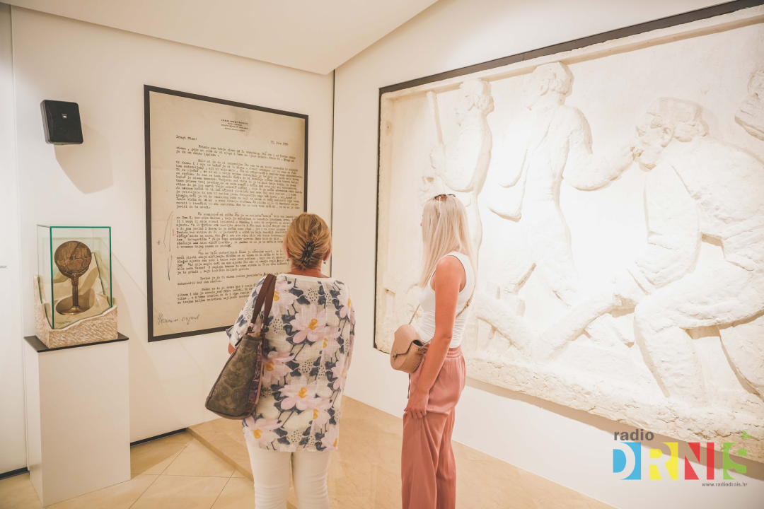 Gradski muzej Drniš dobio novi stalni postav: Izložena neprocjenjiva zbirka Ivana Meštrovića