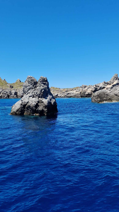 Morska avantura posade ŠibenikIN-a: Jako jugo, promjena ruta i nezaboravni dani na prekrasnoj jedrilici