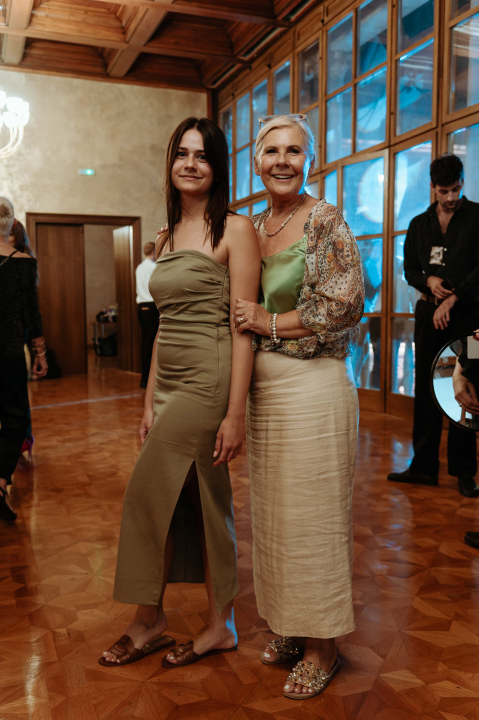 U Vijećnici uvijek zanimljivo: 'Osnovale smo klapu Oronule hostese, prijaviti ćemo se dogodine’