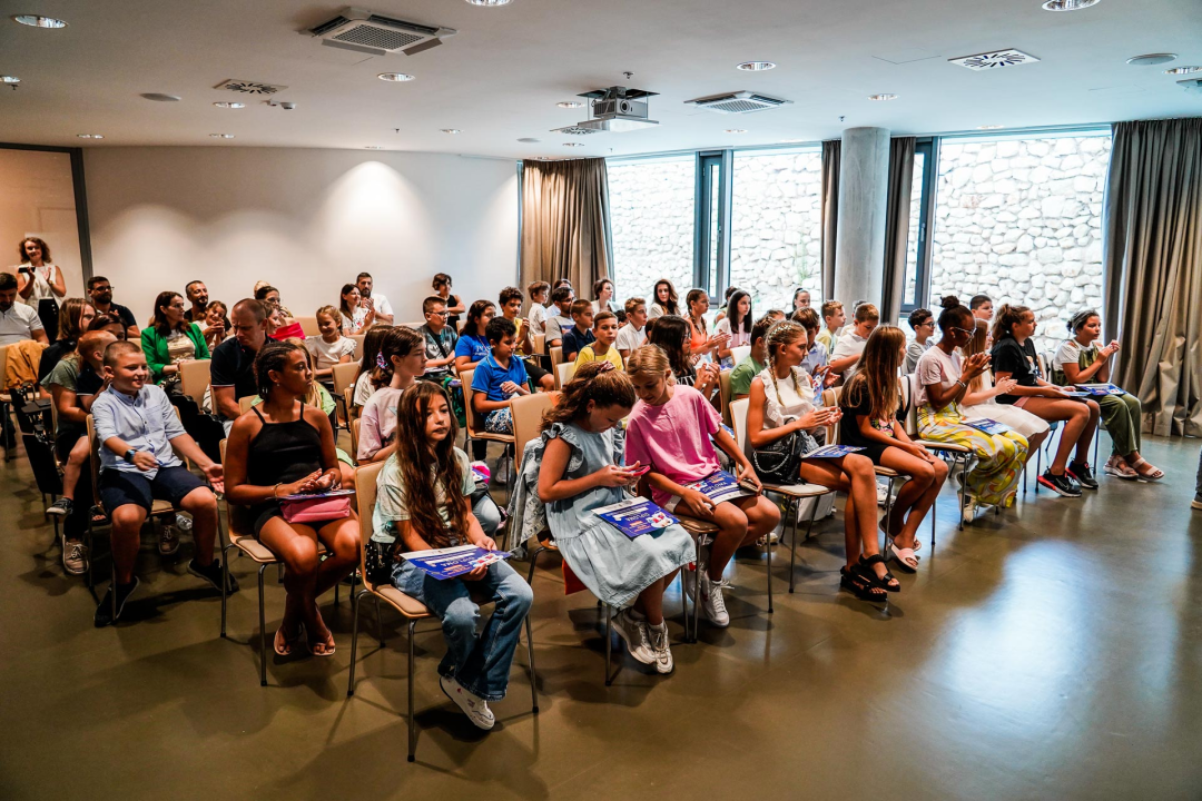 Završen sedmodnevni ljetni STEM kamp RaSTEM na sv. Ivanu