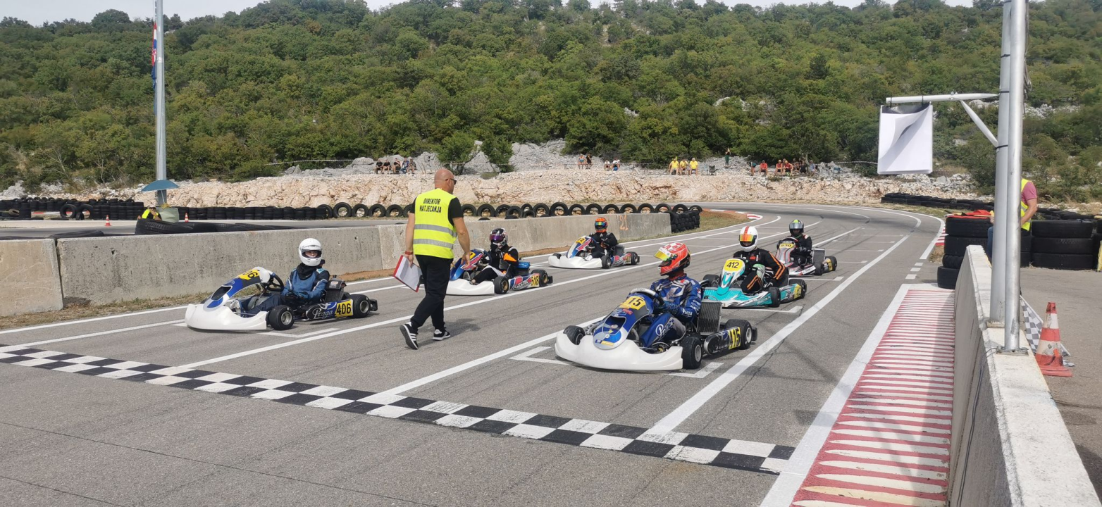 Šibenski kartingaš Franko Škugor treći na drugoj nagradi Kartodroma Bura