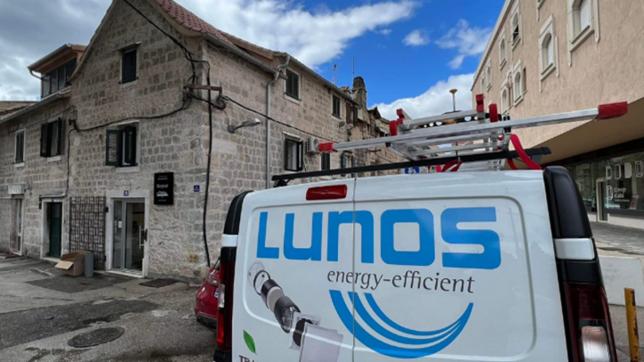 Ventilacija je neophodna za stanove s novim prozorima kako bi spriječili nastanak vlage i plijesni! 