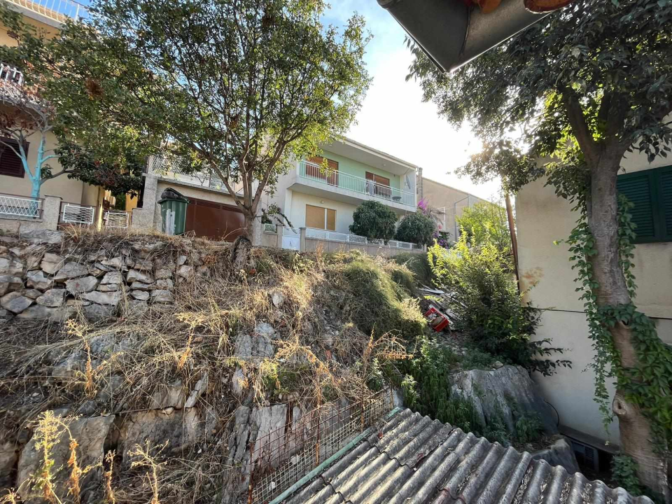 Stanari Rendićeve ulice dobili obećanje o sanaciji, pročelnik Jurić: 'Nisam došao ovdje kao neprijatelj'