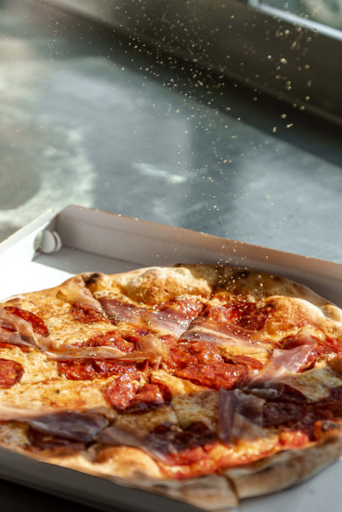 Naručite slasne pizze i sendviče Food Studija po najpovoljnijim cijenama! 