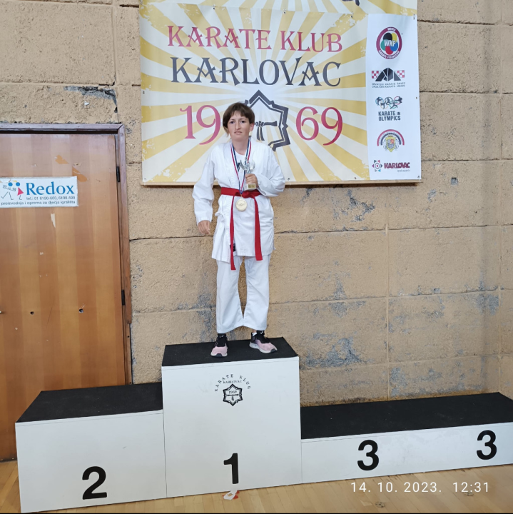 Šibenske parakaratašice Nika, Julija i Dora osvojile tri medalje: 'Probijaju granice'