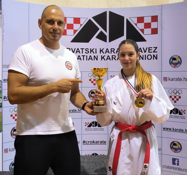 Karate klub Šibenik 1066 na državnom prvenstvu U14 ukupno došao do 11 medalja, od kojih 4 zlatne