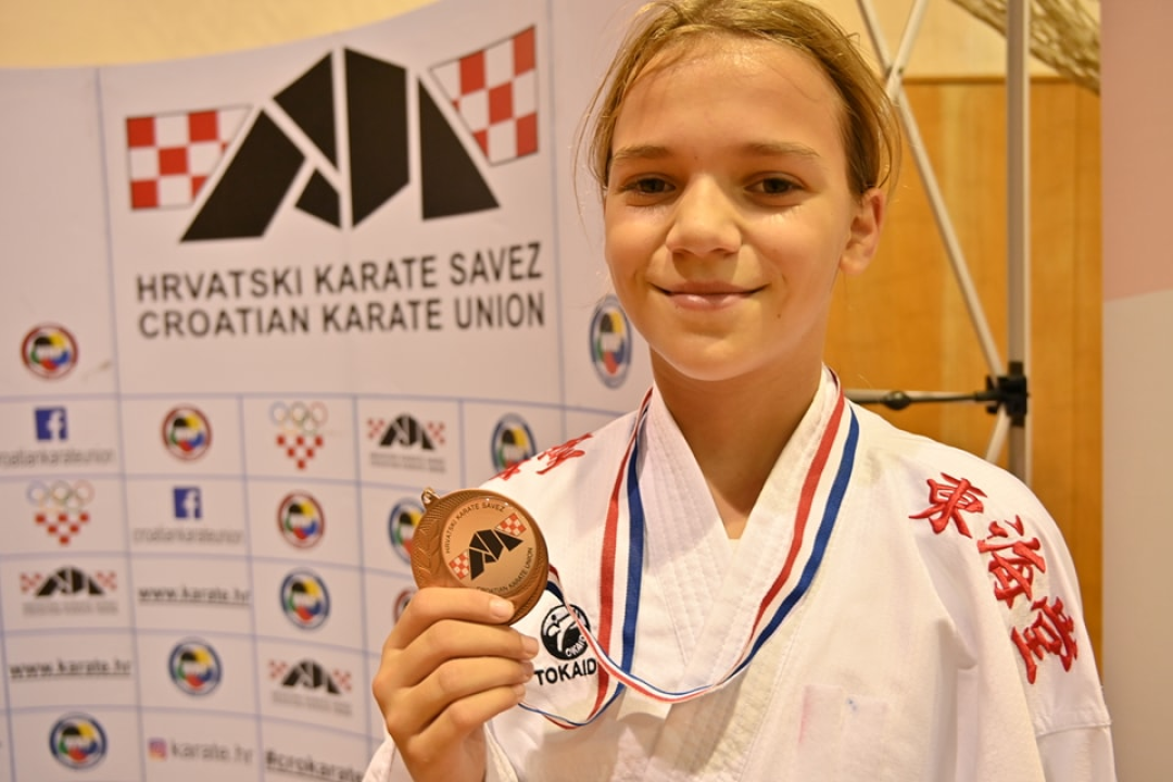 Karate klub Okit-Vodice osvojio 15 medalja na Prvenstvu Hrvatske za mlađe uzraste