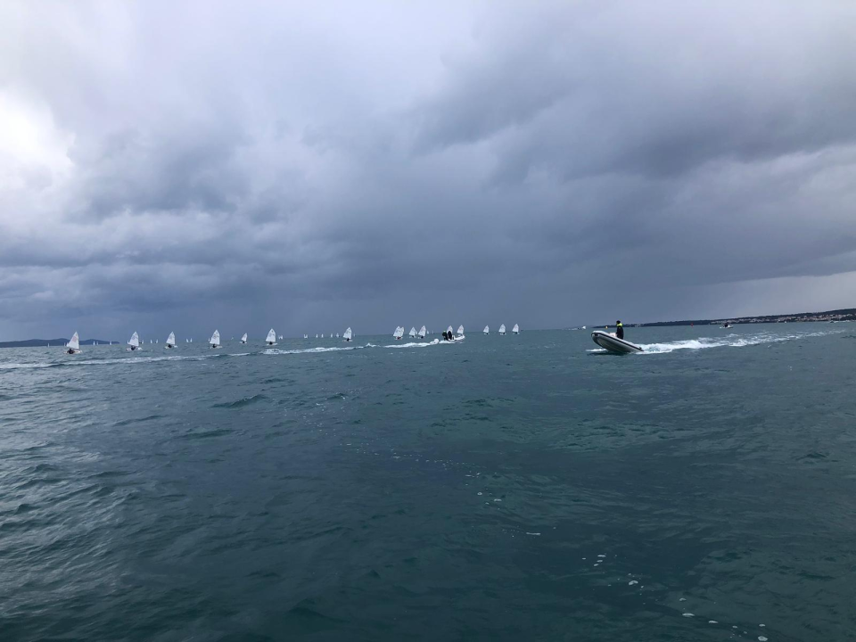 Novoosnovani JK Šibenik nastupio na regati u Zadru: Dobri rezultati po izazovnim vremenskim uvjetima