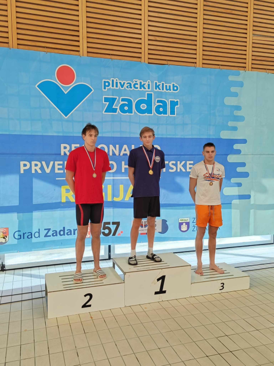 Plivač 'Mora' Goran Stegić fantastičan u Zadru: Osvojio 14 medalja i više naslova državnog prvaka