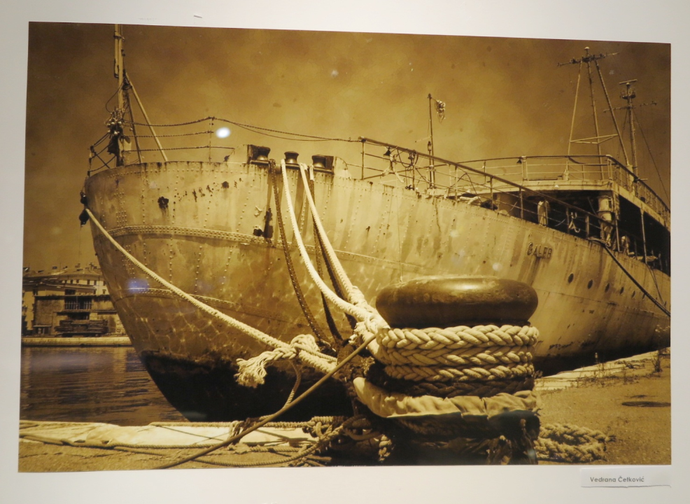 U knjižnici otvorena tradicionalna izložba ‘Čovik, brod more’ Foto kluba Šibenik