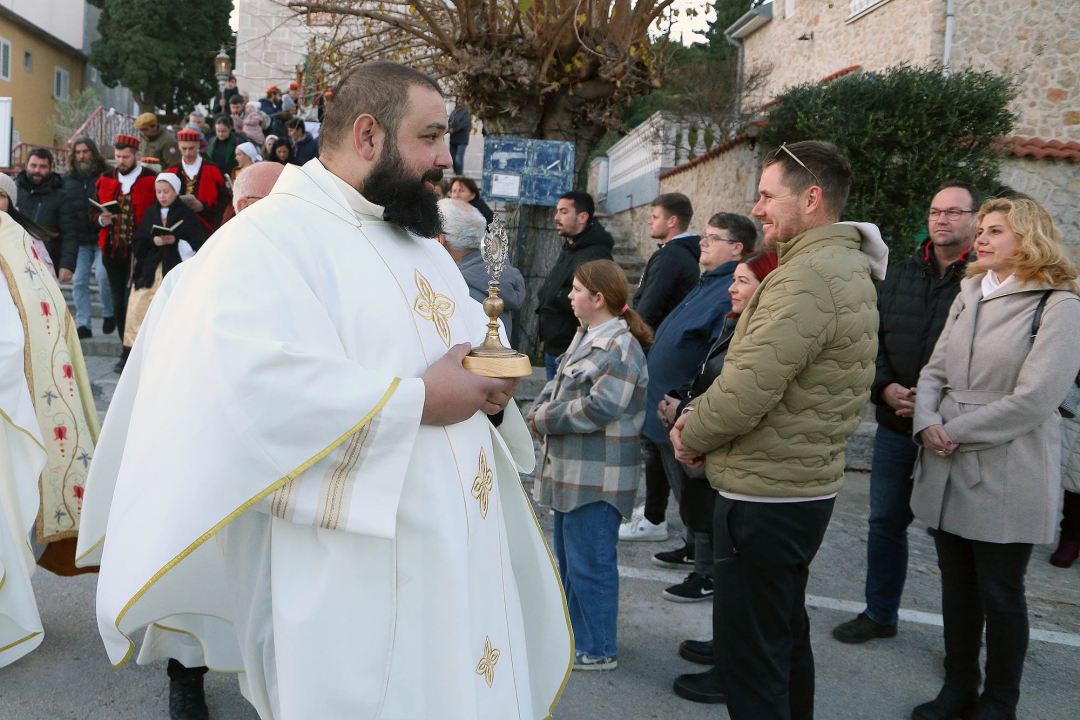 Tribunjci proslavili blagdan zaštitnika sv. Nikole