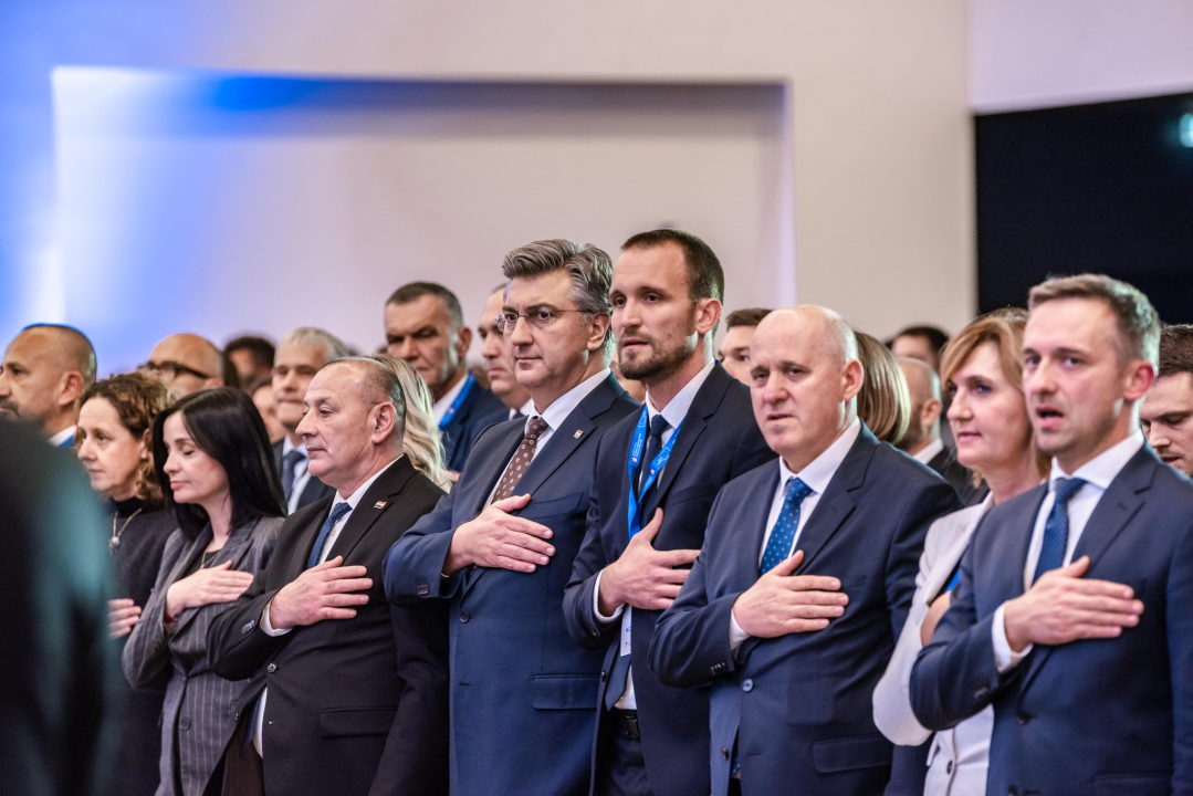 Premijer Plenković posjetio Šibenik: Sastao se s gradonačelnikom Burićem i sudjelovao na svečanosti u Solarisu 