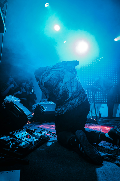 Svemirko sletio u Azimut i synth-pop hitovima rasplesao krcat podij