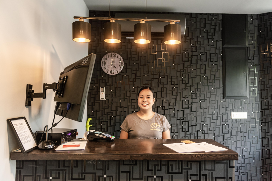 Iskoristite akciju i razveselite svoje bližnje poklon bonom u Asian Massage Studiju! 