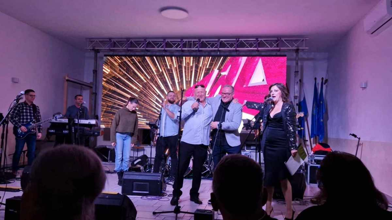 Ratko Jovančević pobjednik festivala  'Prvi glas Stankovaca'