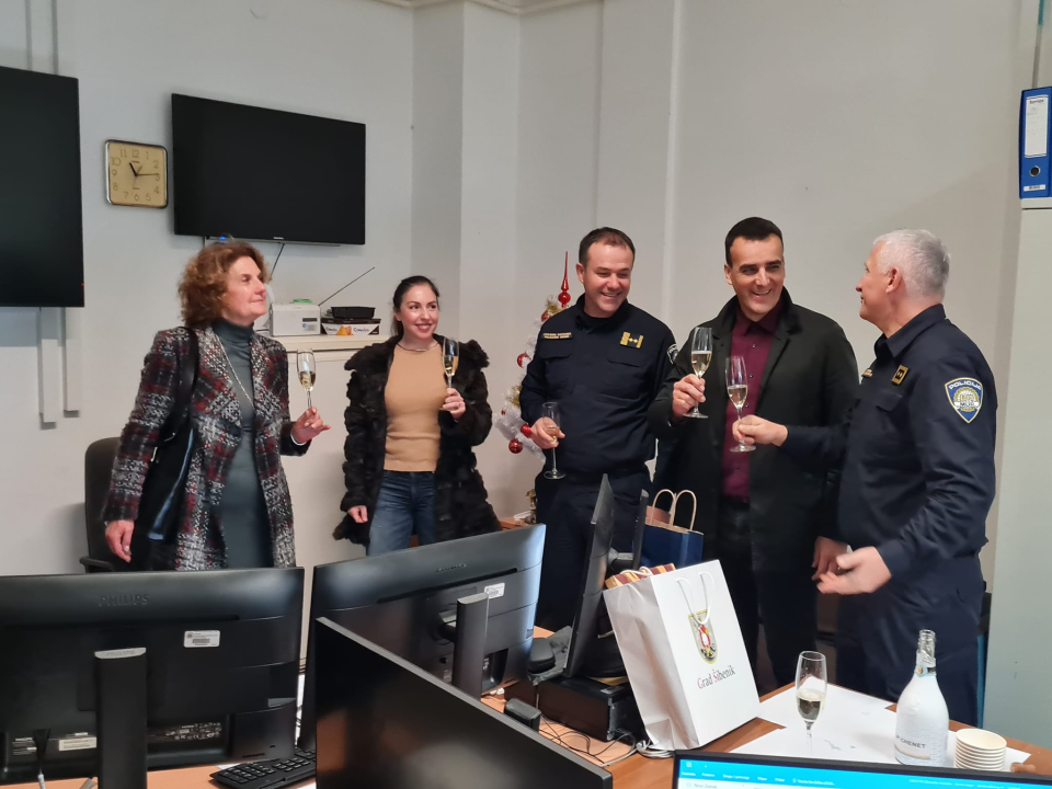 Predstavnici Grada i Županije obišli dežurne službe u Šibeniku
