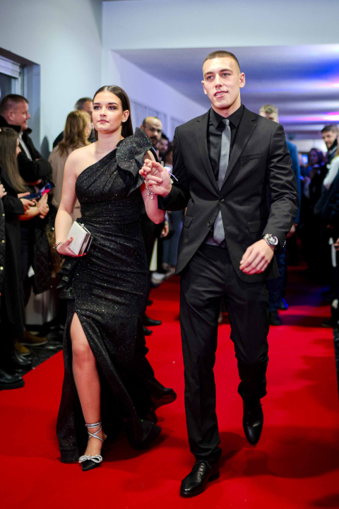 Zavirite na blještavi maturalni ples Tehničke škole Šibenik (1)