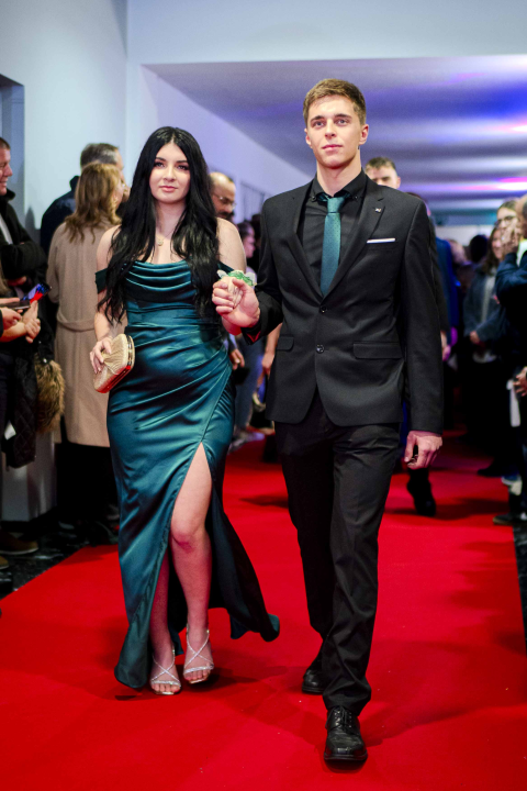 Zavirite na blještavi maturalni ples Tehničke škole Šibenik (1)