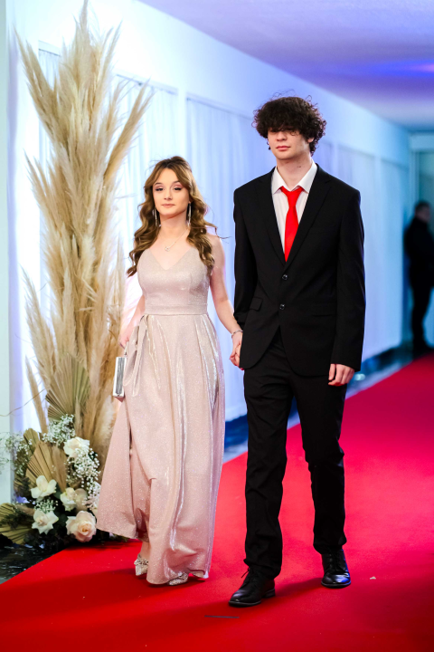 Zavirite na blještavi maturalni ples Ekonomske škole Šibenik (2)