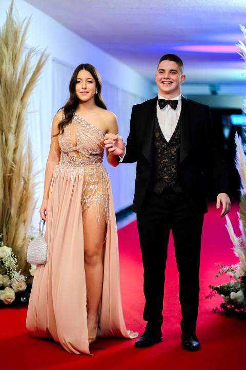 Zavirite na blještavi maturalni ples Ekonomske škole Šibenik (1)