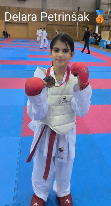 Još jedan dojmljiv nastup karataša Šibenika 1066: Iz Ivanić Grada se vratili s osam medalja