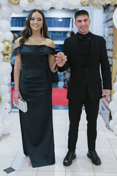 Učenici Medicinske škole Šibenik u večeri koju će pamtiti do kraja života (1. dio)