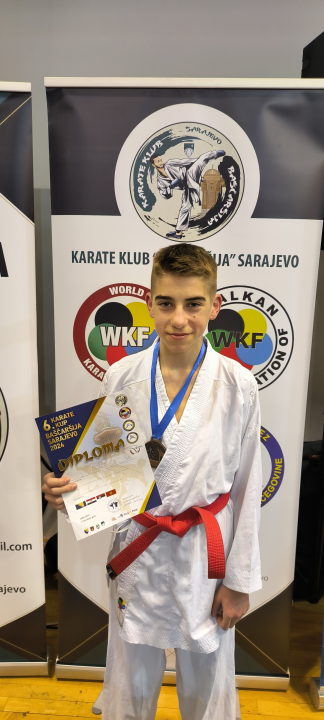Još jedan uspješan vikend za Karate klub Šibenik 1066: Iz Sarajeva se vratili s nizom medalja