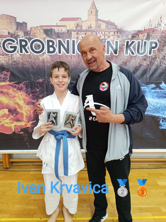 Berba medalja karataša iz Miminca na Grobničan kupu