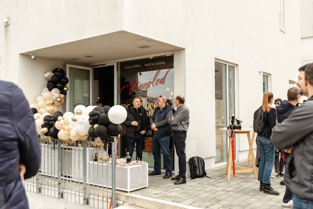 Hespo salon u Šibeniku slavi rođendan i časti dodatnim popustima!