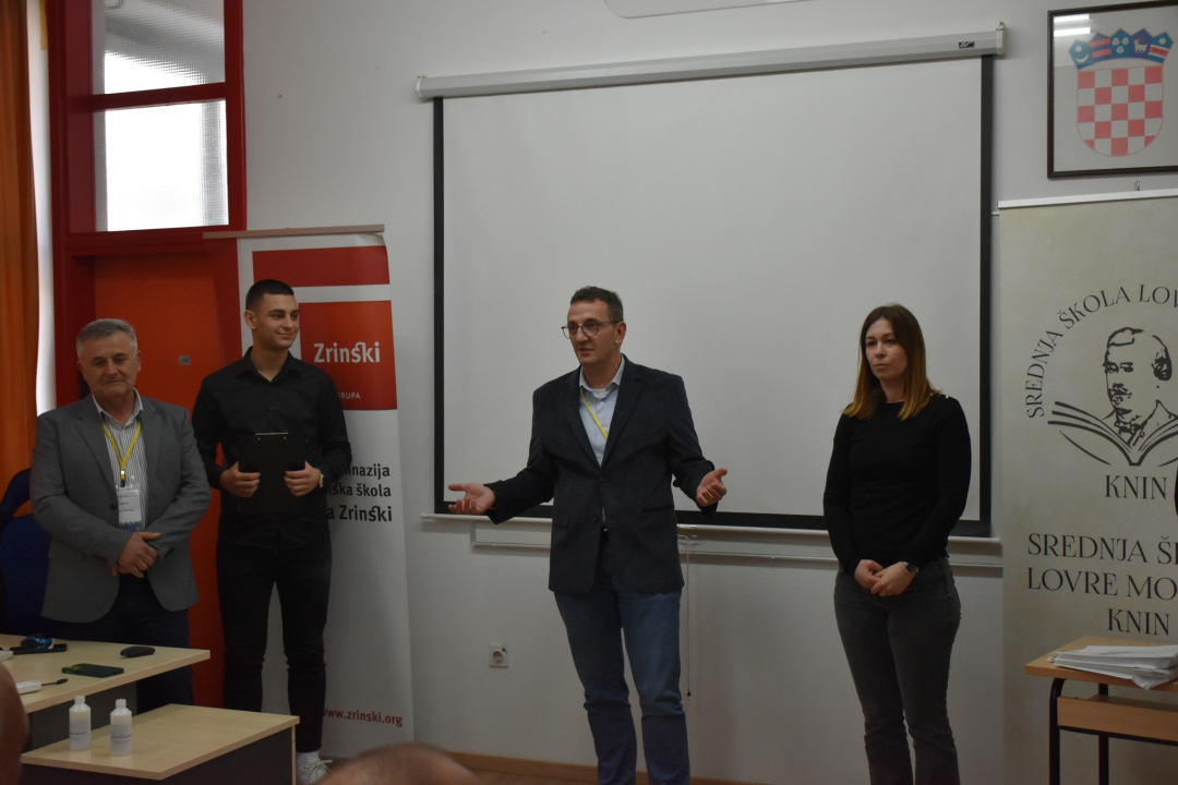 U kninskoj srednjoj školi održano regionalno natjecanje Poslovni izazov 2024. za regiju Jug