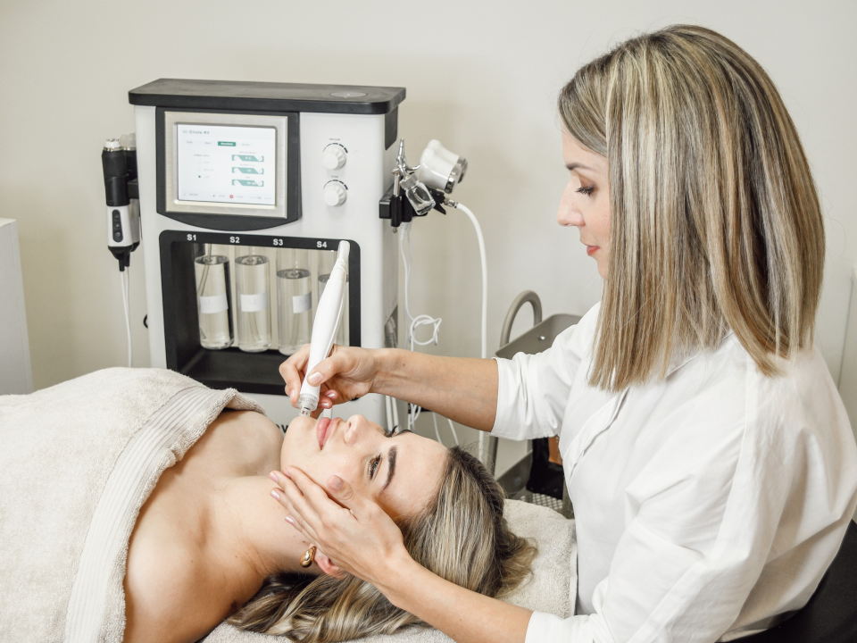 Posjetite novi kozmetički salon Saphir!