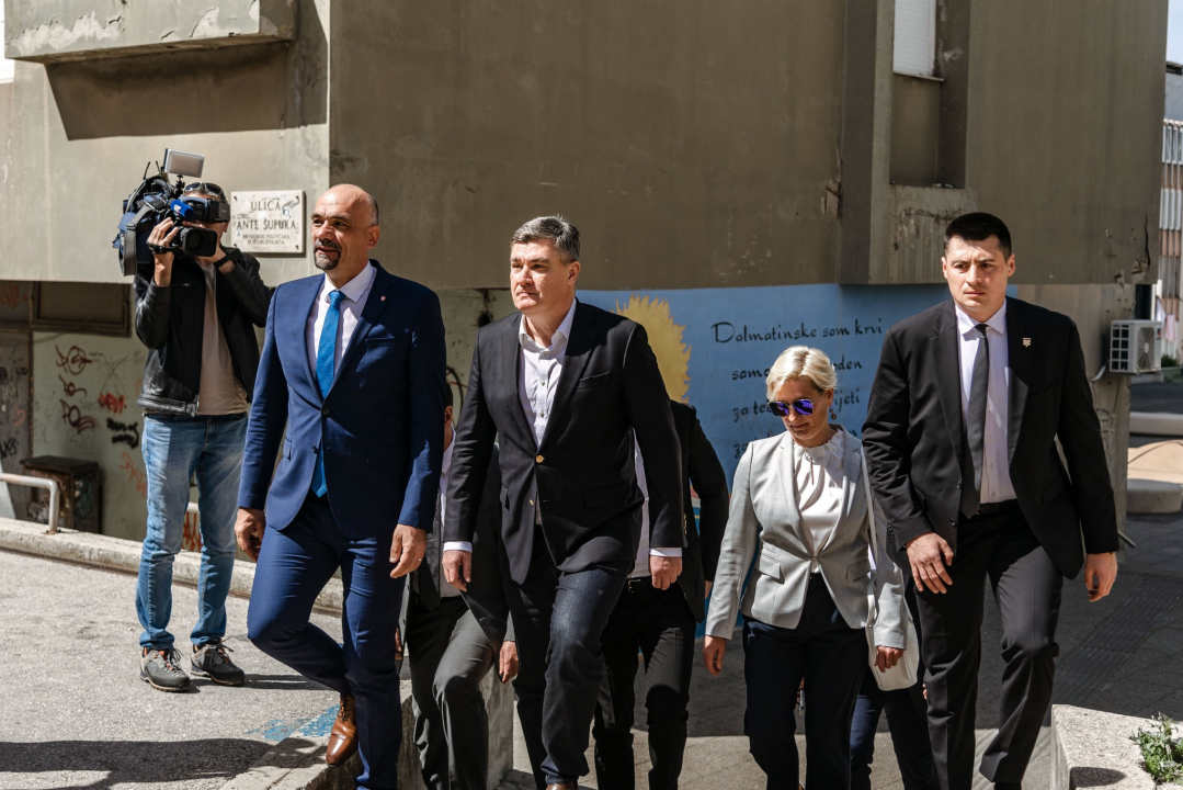 Zoran Milanović u Industrijsko-obrtničkoj školi: 'Slične škole u Zagrebu izgledaju otužno, kao olupine'