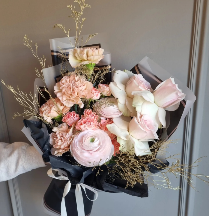 Merci flower&amp;gift shop nudi najljepše cvjetne bukete i asortiman poklona! 