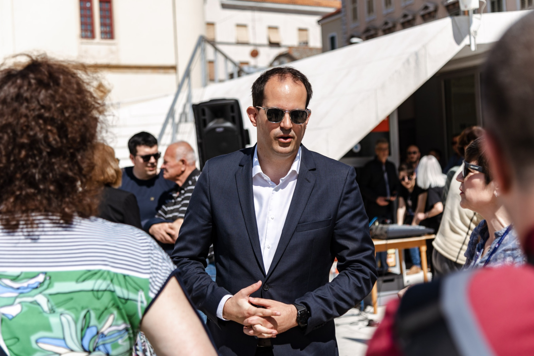 Plenković u Šibeniku: 'Uvjeren sam da će 9. izborna jedinica dati najveći obol ukupnoj pobjedi HDZ-a'