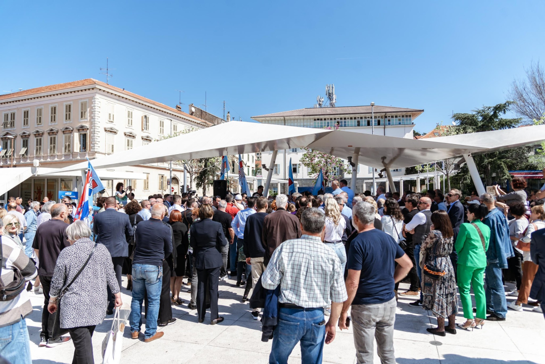 Plenković u Šibeniku: 'Uvjeren sam da će 9. izborna jedinica dati najveći obol ukupnoj pobjedi HDZ-a'