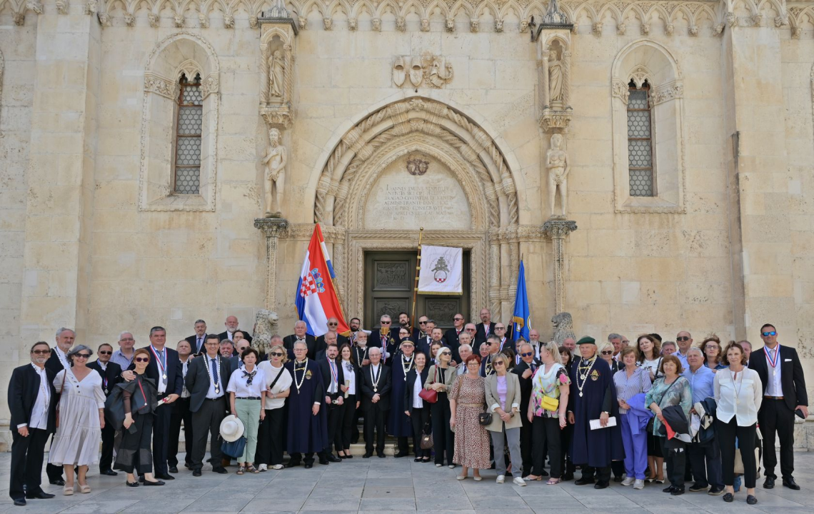 U Šibeniku održana svečanost Bratovštine hrvatskih vinskih vitezova 