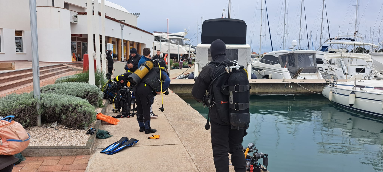 Održana akcija čišćenja podmorja na području Marine Betina 