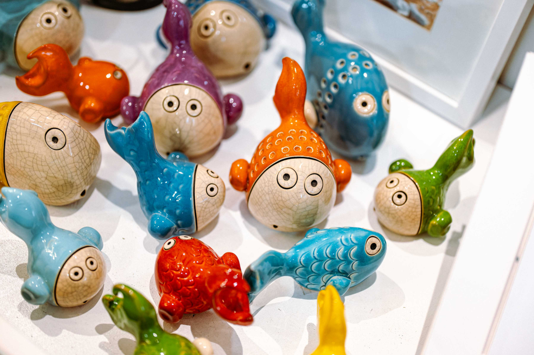 Unikatnim slikama i skulpturama iz Galerije Juraj Dalmatinac uljepšajte svoje interijere 