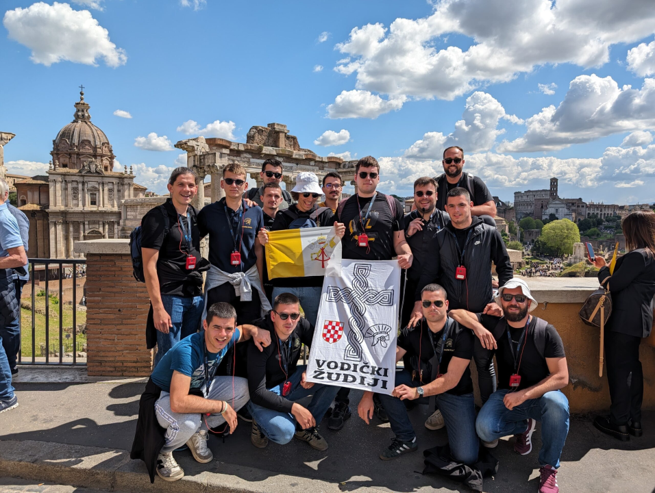 Vodički žudije na hodočašću u Vatikanu, prisustvovali su i audijenciji s papom