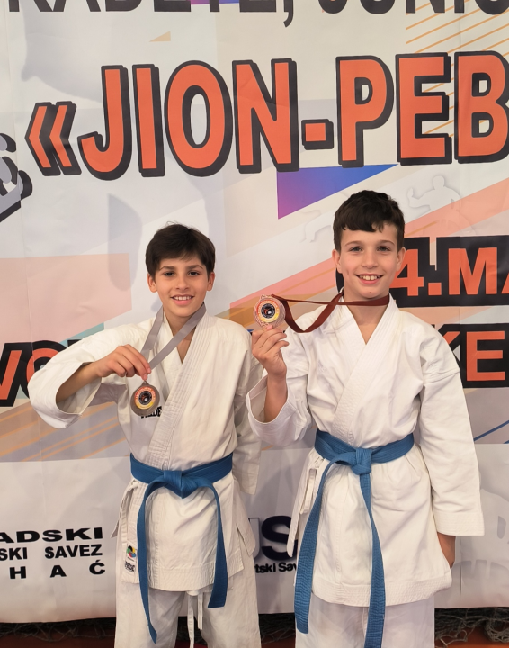 Uspješan vikend za Karate klub "Šibenik" u Bihaću: Vratili se kući s deset medalja