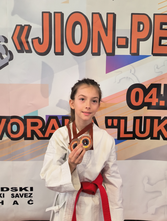 Uspješan vikend za Karate klub "Šibenik" u Bihaću: Vratili se kući s deset medalja