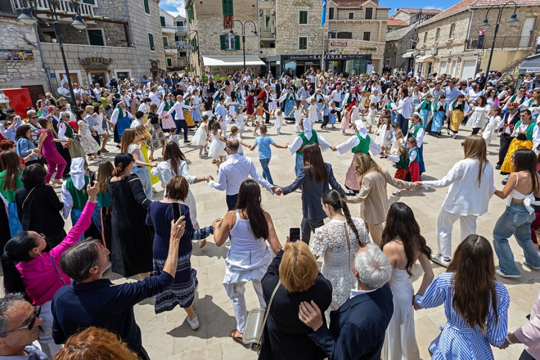 Primoštenci proslavili blagdan Gospe od Loreta