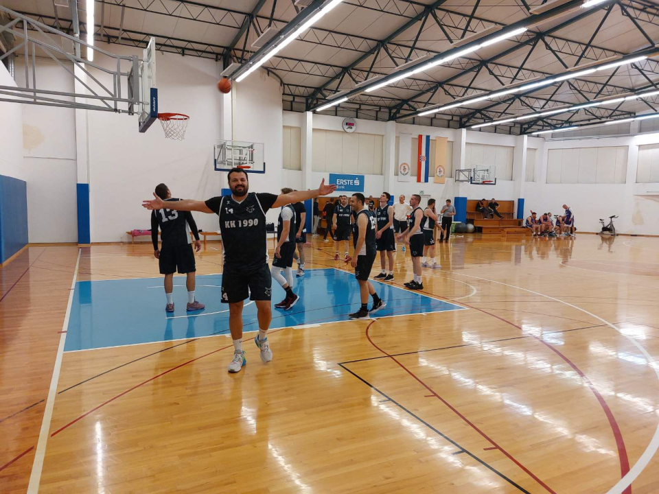 Karika osvojila Šibensku rekreativnu košarkašku ligu