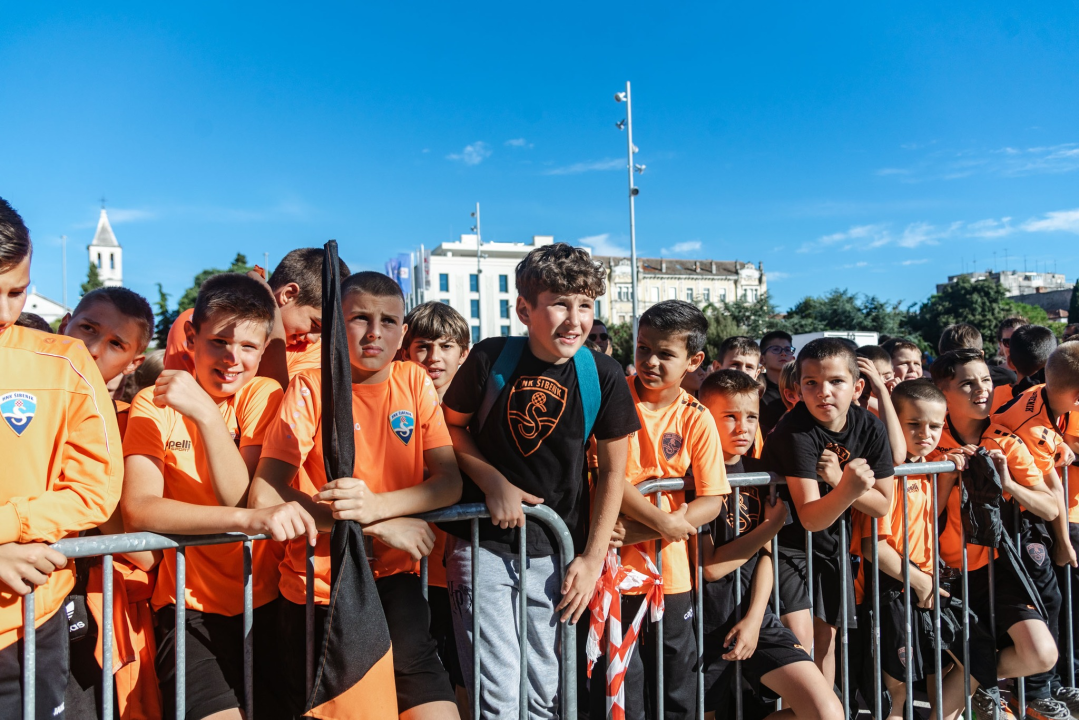 Šibenik dočekao svoje heroje u narančastom: 'Carević ostaje, sezona time završena'