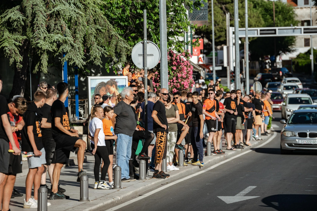 Šibenik dočekao svoje heroje u narančastom: 'Carević ostaje, sezona time završena'