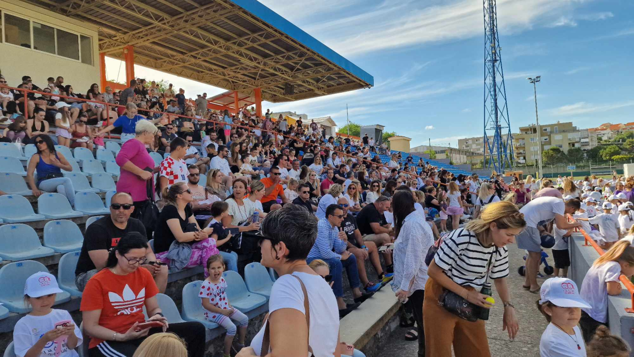 Olimpijada dječjih vrtića na Šubićevcu okupila petstotinjak mališana