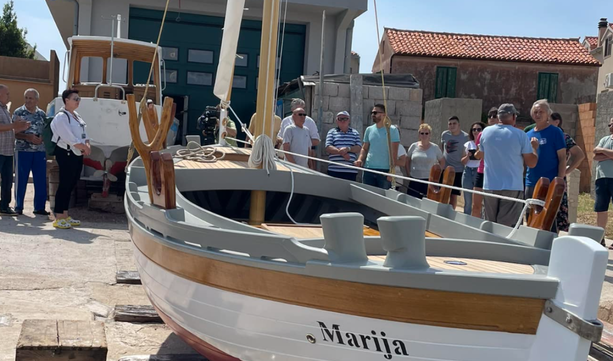 Betinski kalafat Ante Fržop obnovio stogodišnji guc