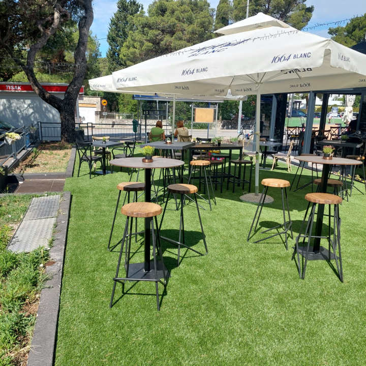 Kad igra Hrvatska, svi navijaju u Pubu 022!