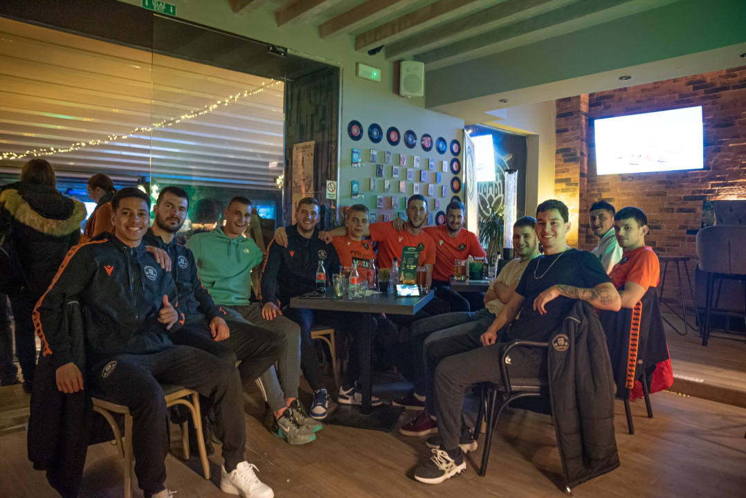 Kad igra Hrvatska, svi navijaju u Pubu 022!